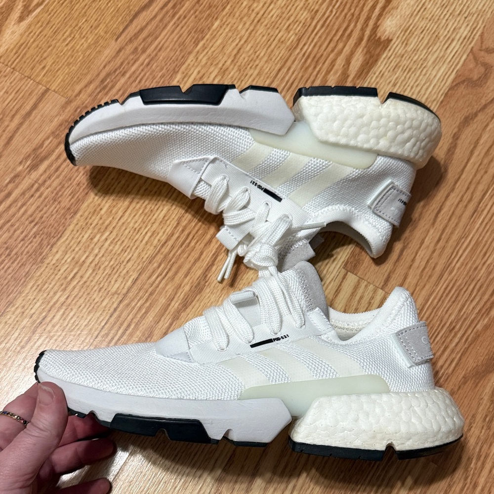 Adidas boost pods